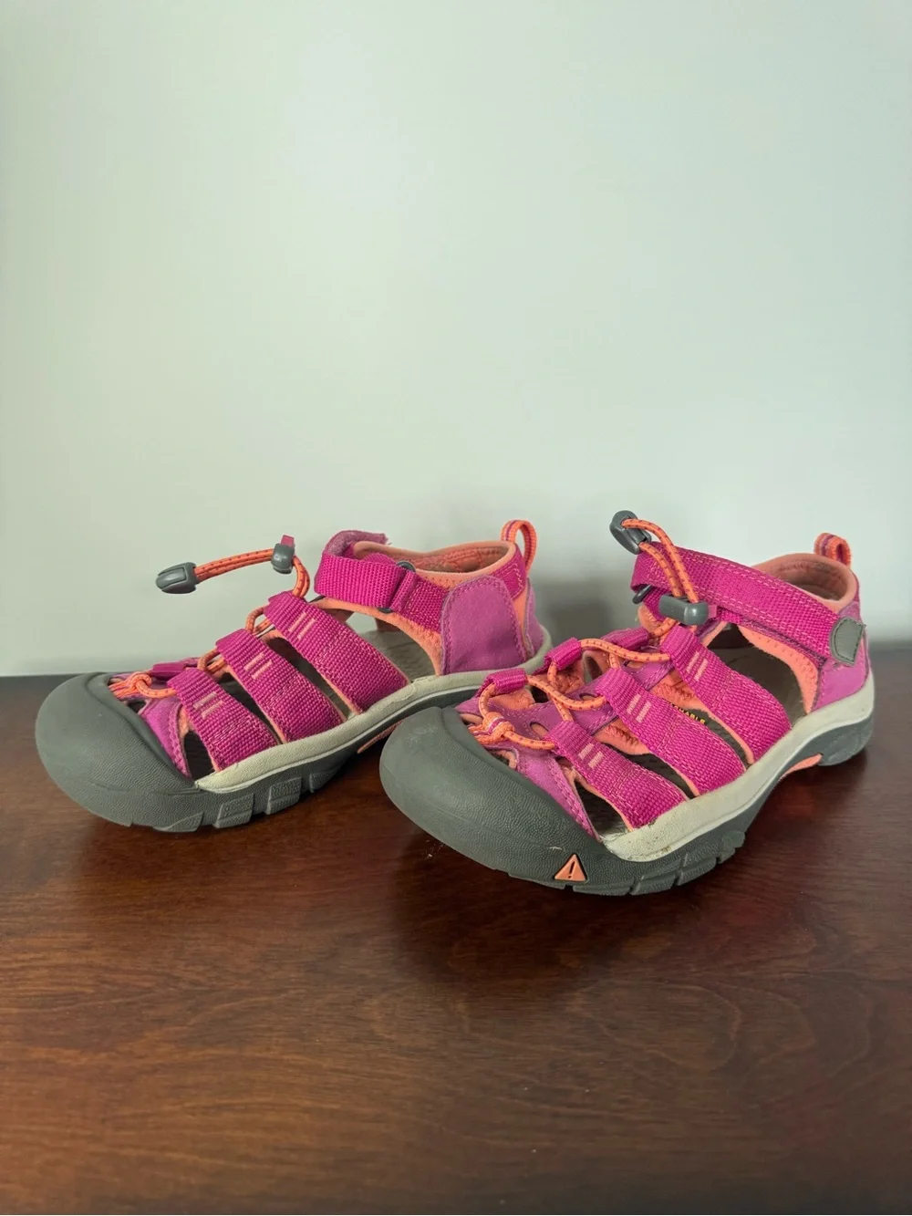 Keen Newport H2 Sandals Pink Youth Kids Size 2